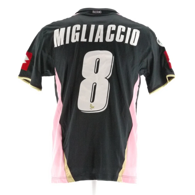 cover image of the auction item