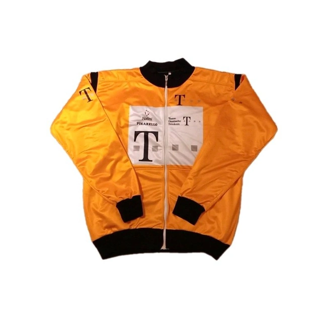 cover image of the auction item