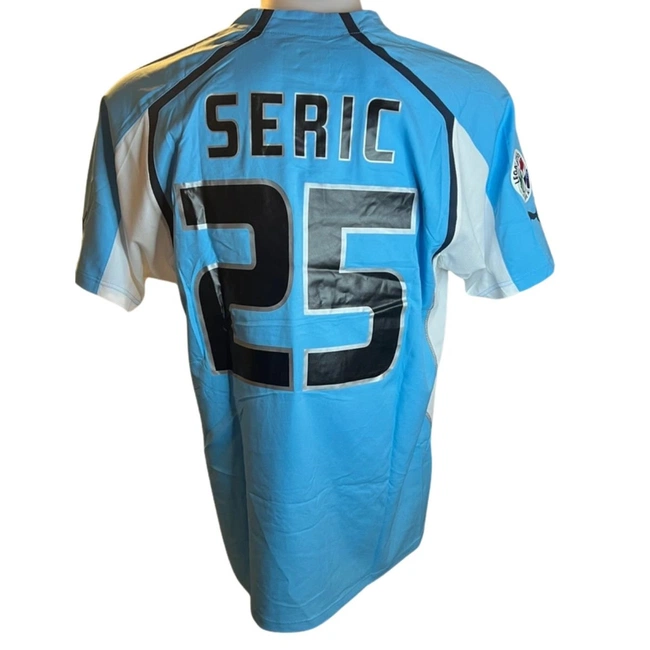 cover image of the auction item