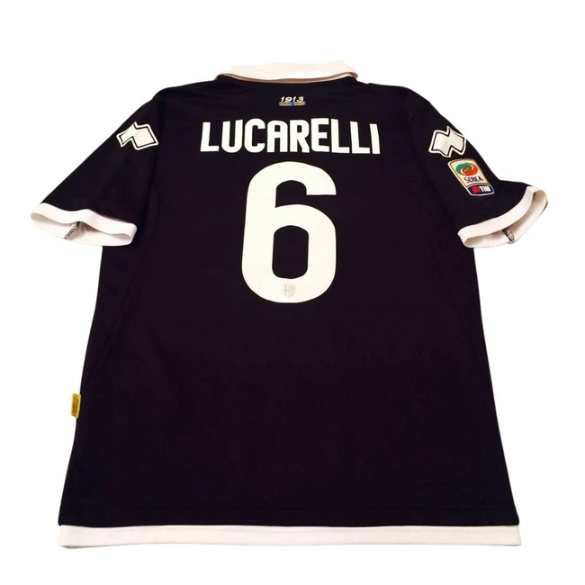 cover image of the auction item