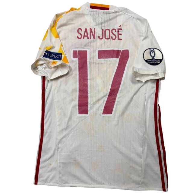 cover image of the auction item