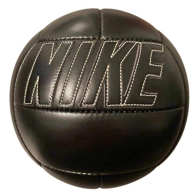 cover image of the auction item