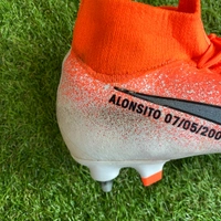 cover image of the auction item