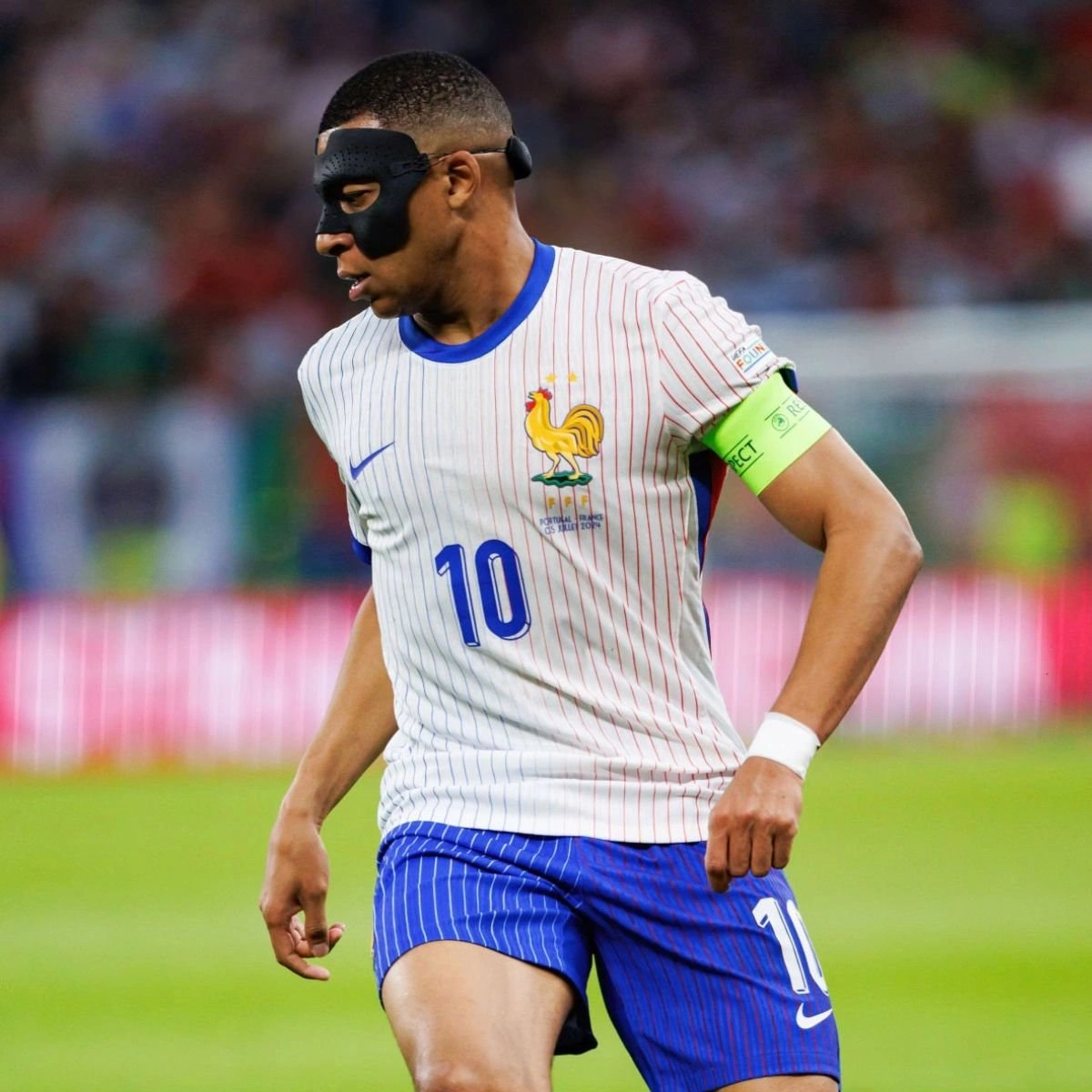 Maillot Extérieur AS Monaco 2016-2017 – Mbappé N°29, Taille L, Nike, Occasion