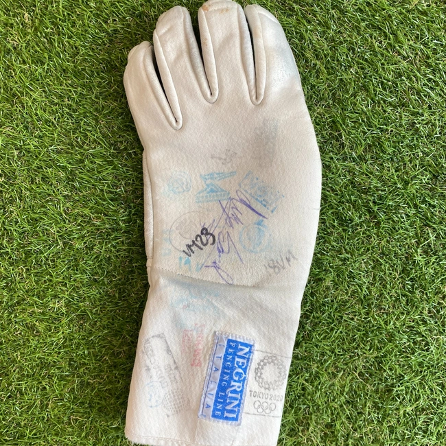 cover image of the auction item