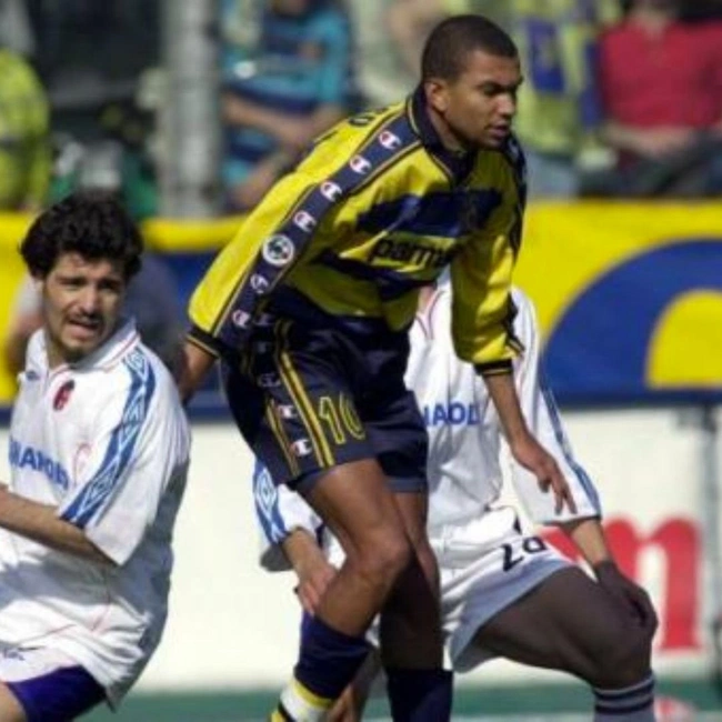 cover image of the auction item