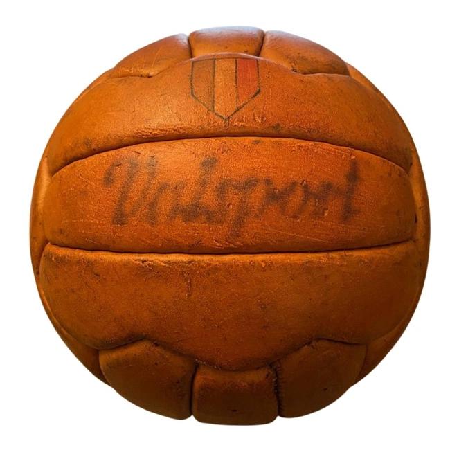 cover image of the auction item