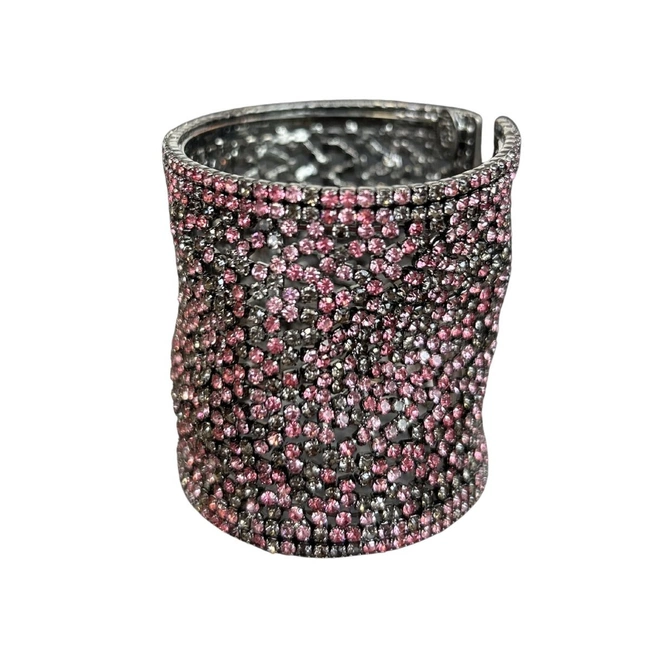 cover image of the auction item