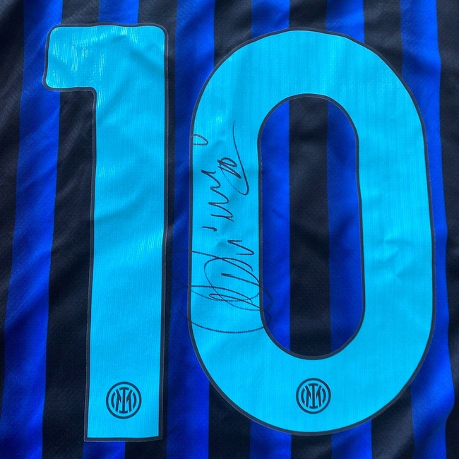 cover of the auction item