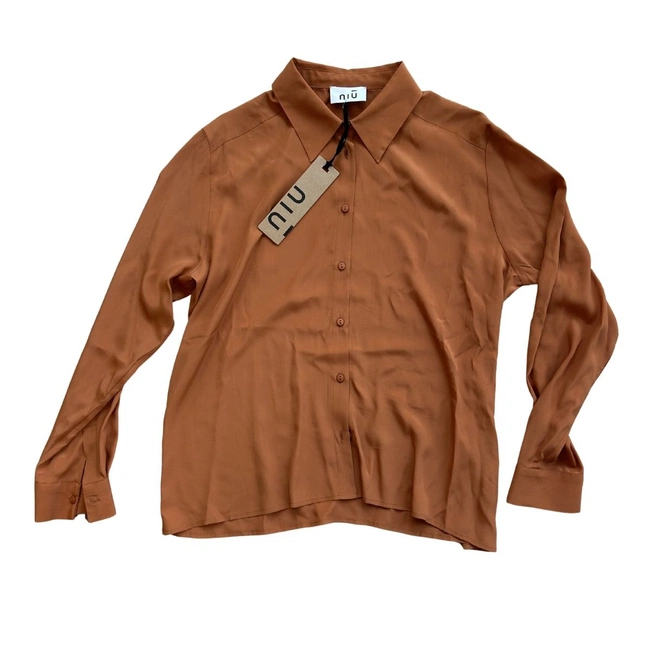 cover image of the auction item