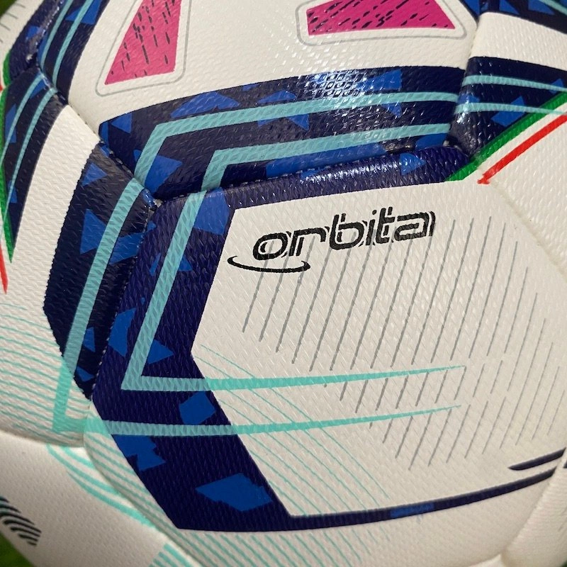 Ballon Officiel FC Torino - Utilisé Et Autographié Par Toute L'Équipe - Serie A
