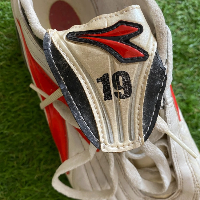 cover image of the auction item