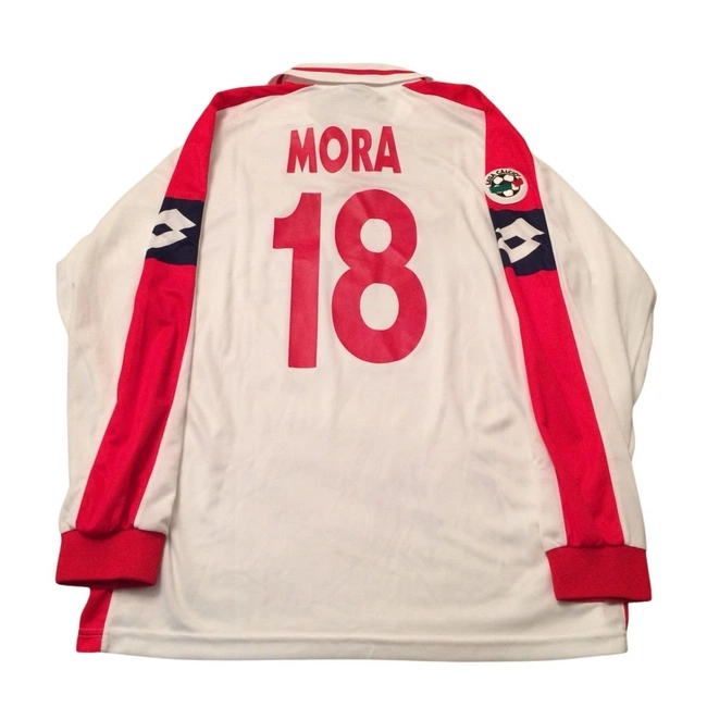 cover image of the auction item