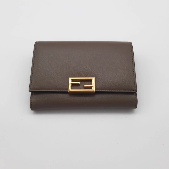 cover image of the auction item