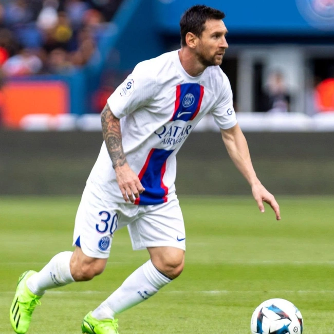 cover image of the auction item