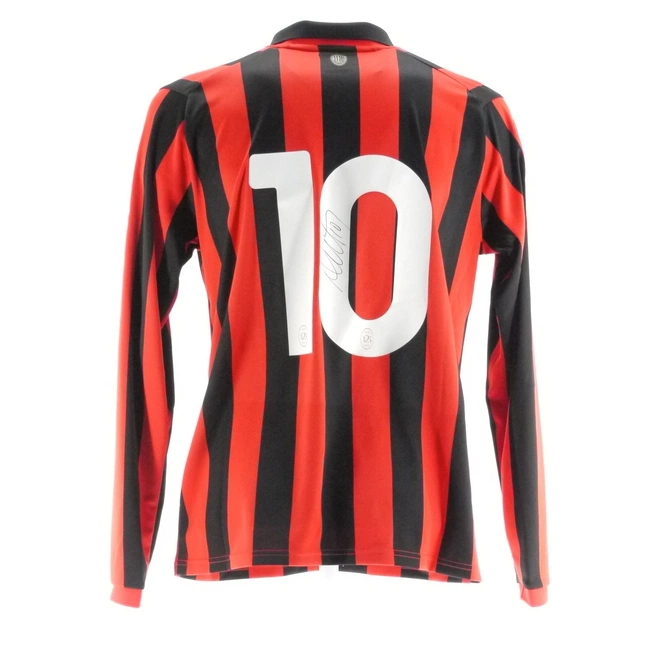 cover image of the auction item