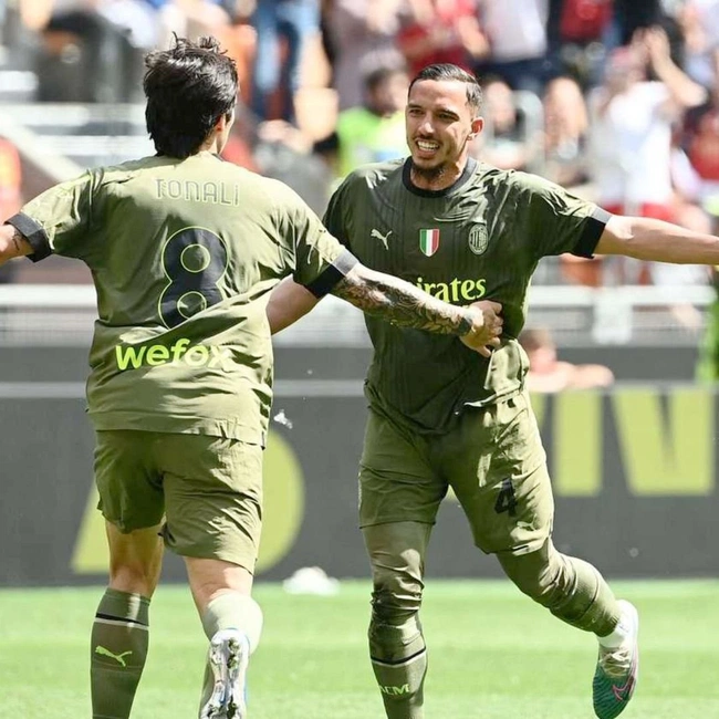 cover image of the auction item