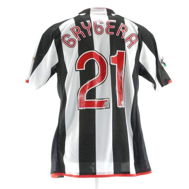 cover image of the auction item