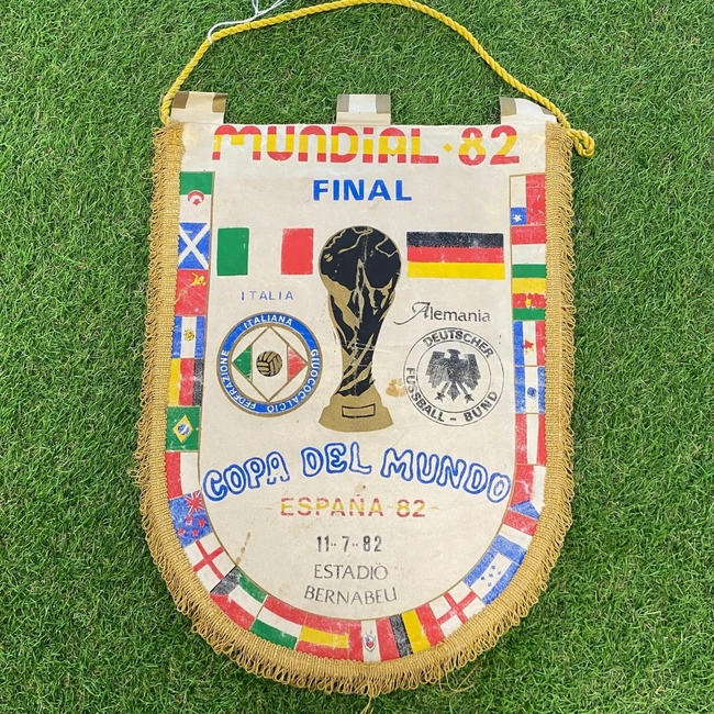 cover of the auction item