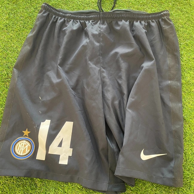 cover image of the auction item