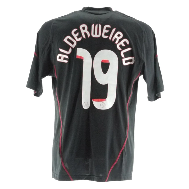 cover image of the auction item