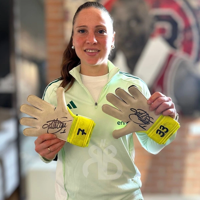 cover of the auction item