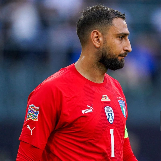 cover image of the auction item