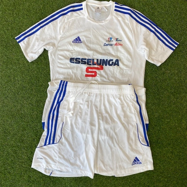 cover of the auction item