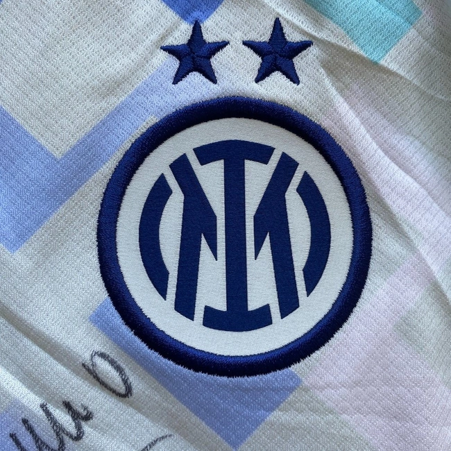 cover of the auction item