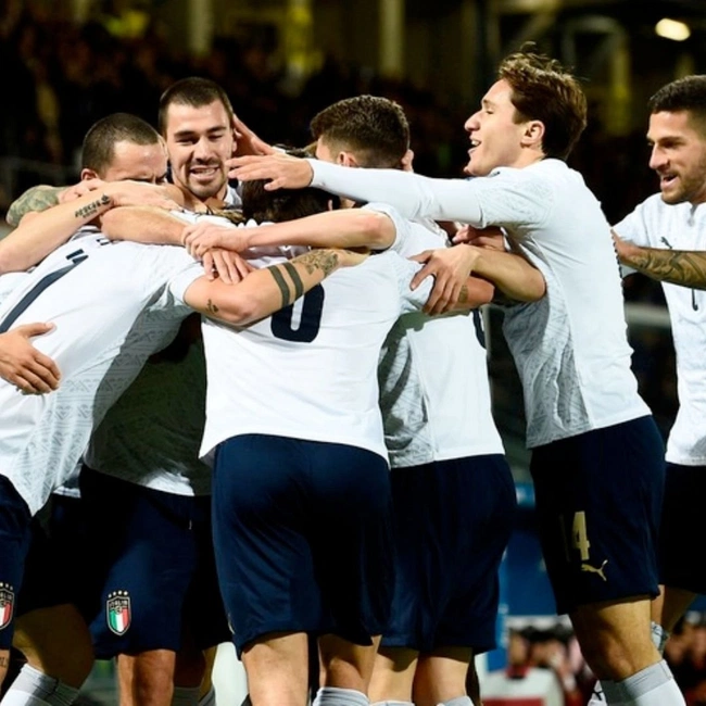 cover image of the auction item