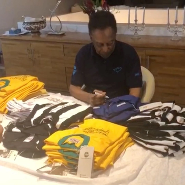 cover image of the auction item