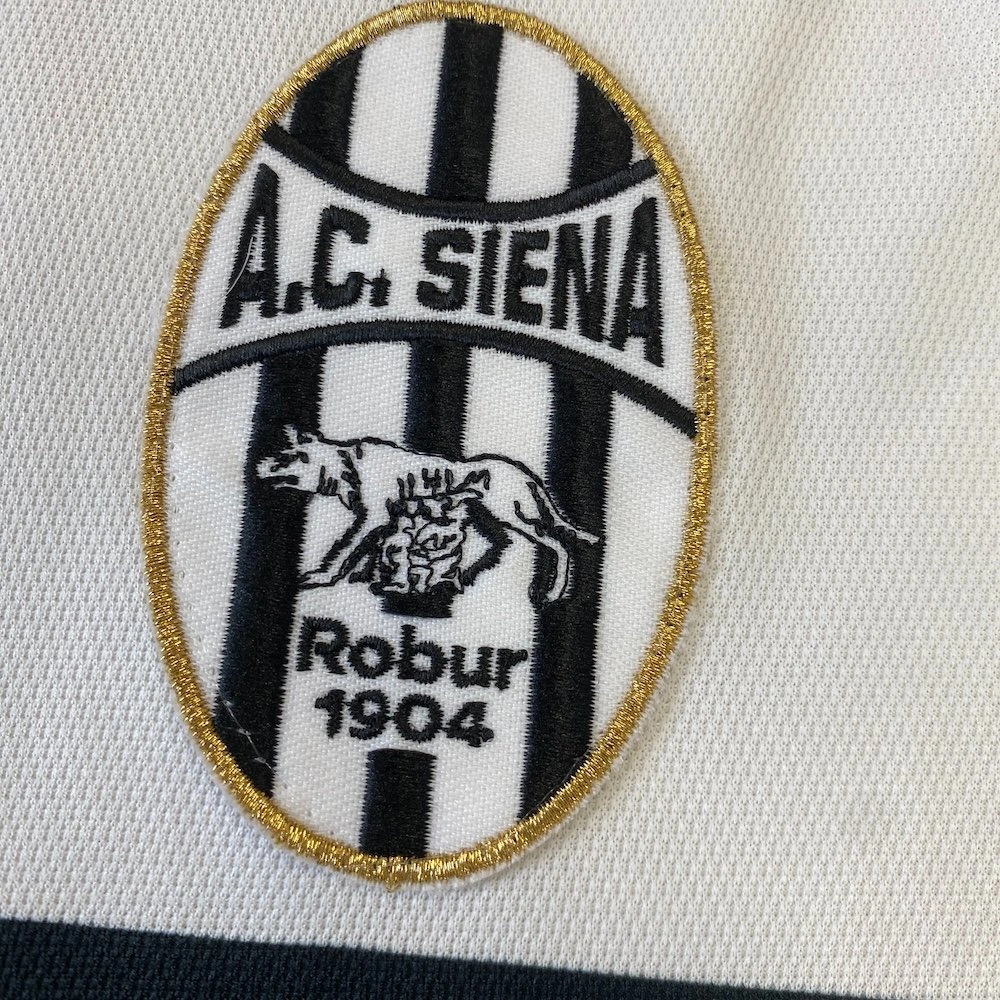 Chiesa Siena match shirt