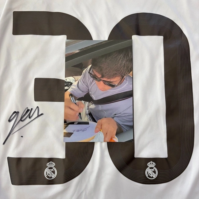 cover of the auction item