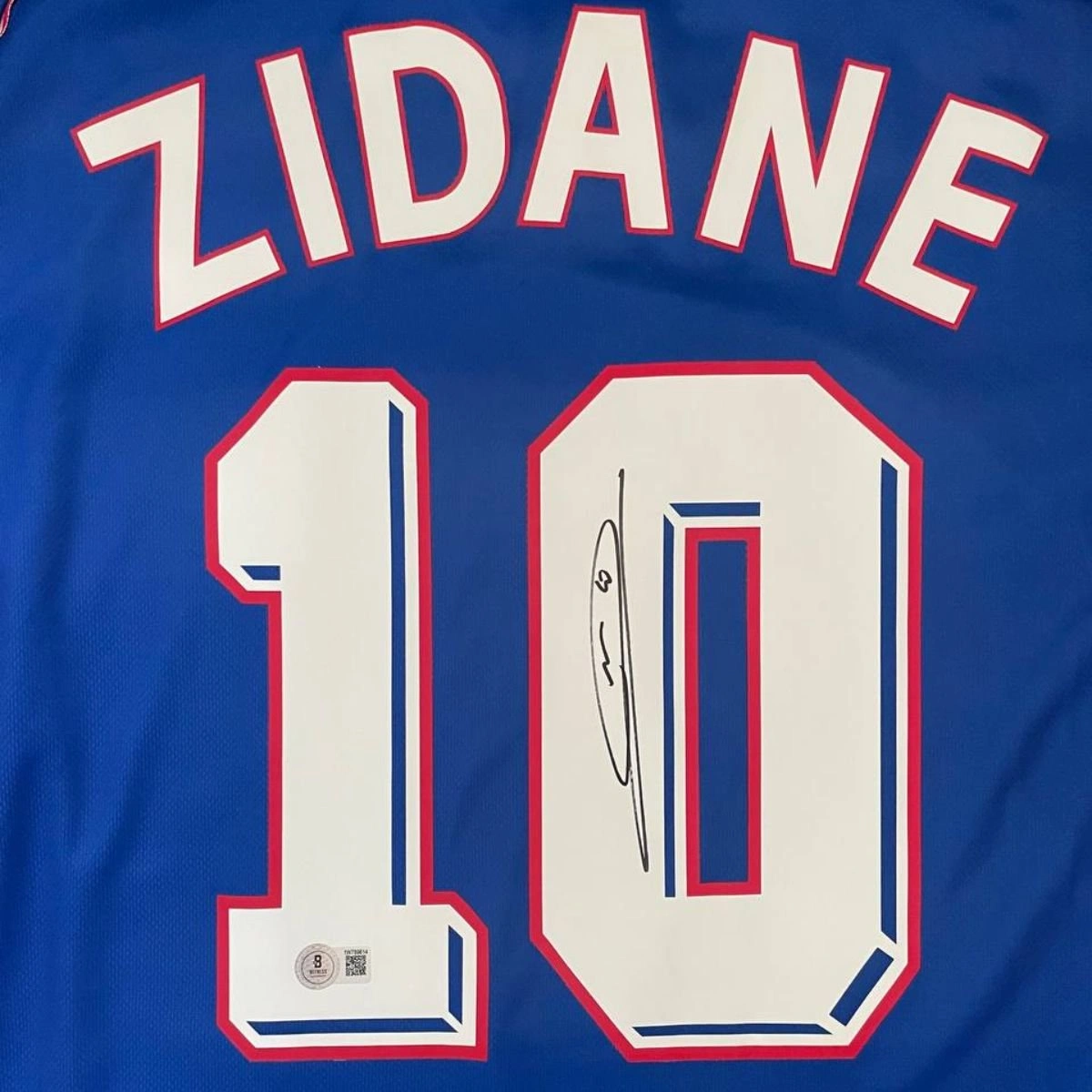 Zidane France store shirt - Signed with COA