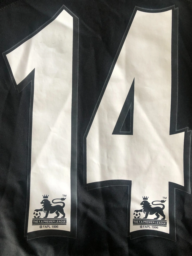 cover image of the auction item