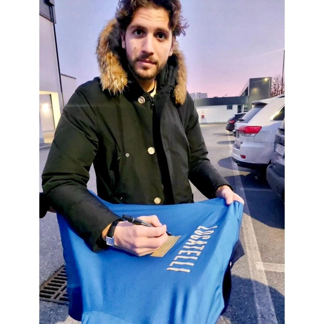 cover image of the auction item