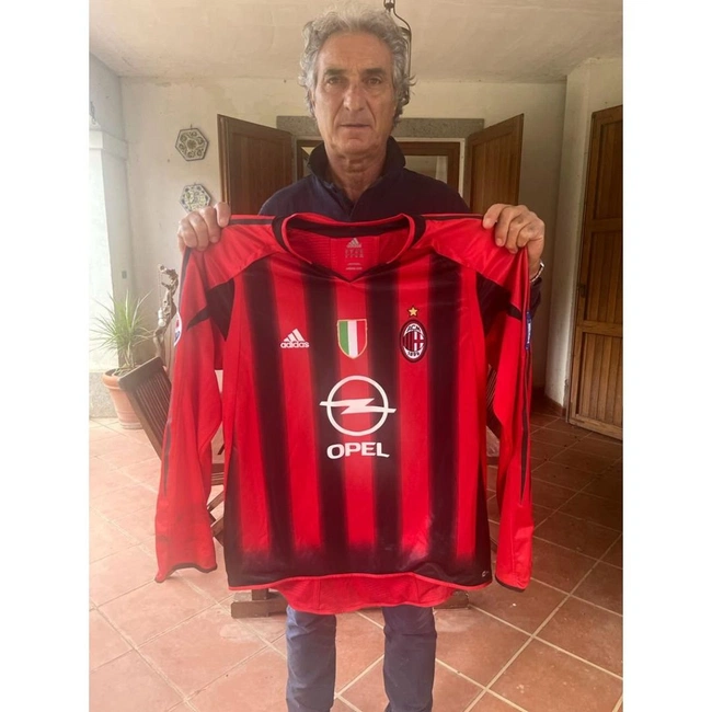 cover image of the auction item