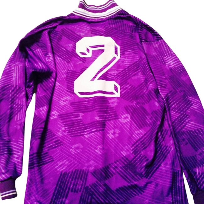 cover image of the auction item