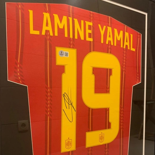 cover of the auction item