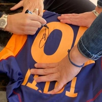 cover image of the auction item