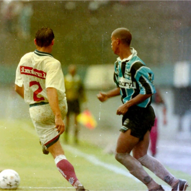 cover image of the auction item