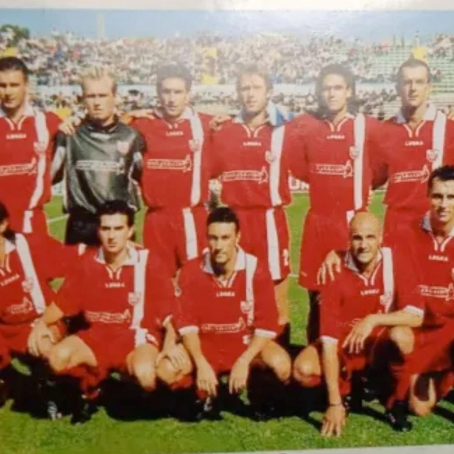 cover image of the auction item