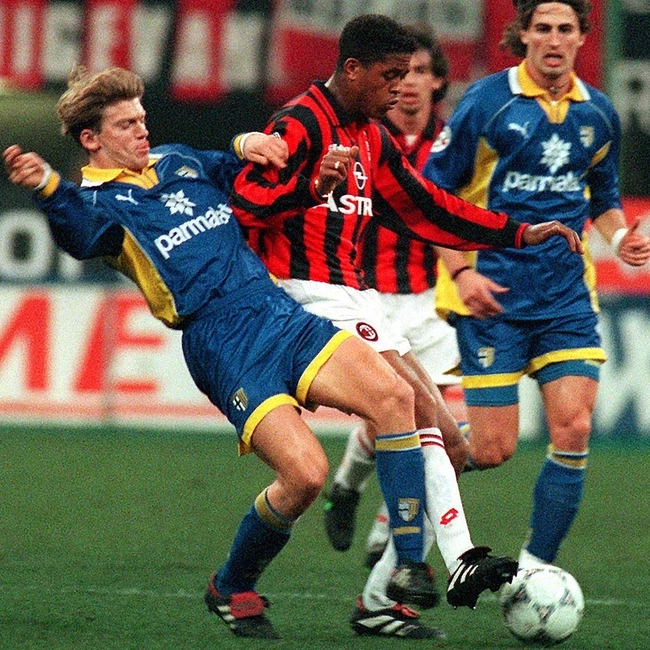 cover image of the auction item