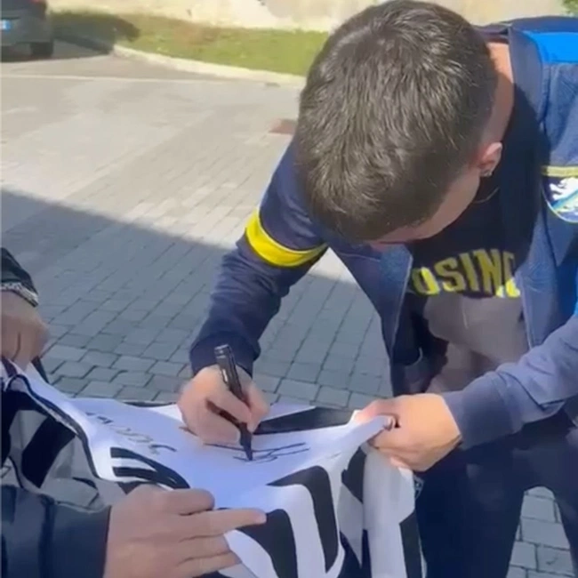 cover of the auction item