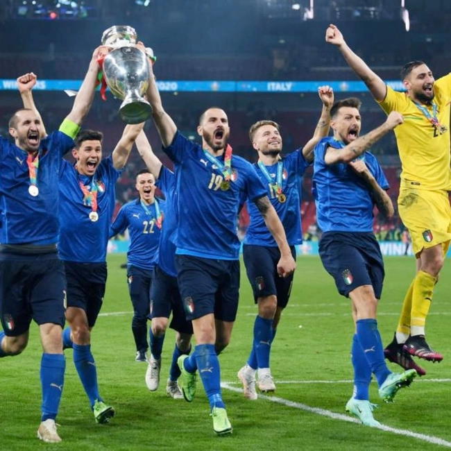 cover image of the auction item