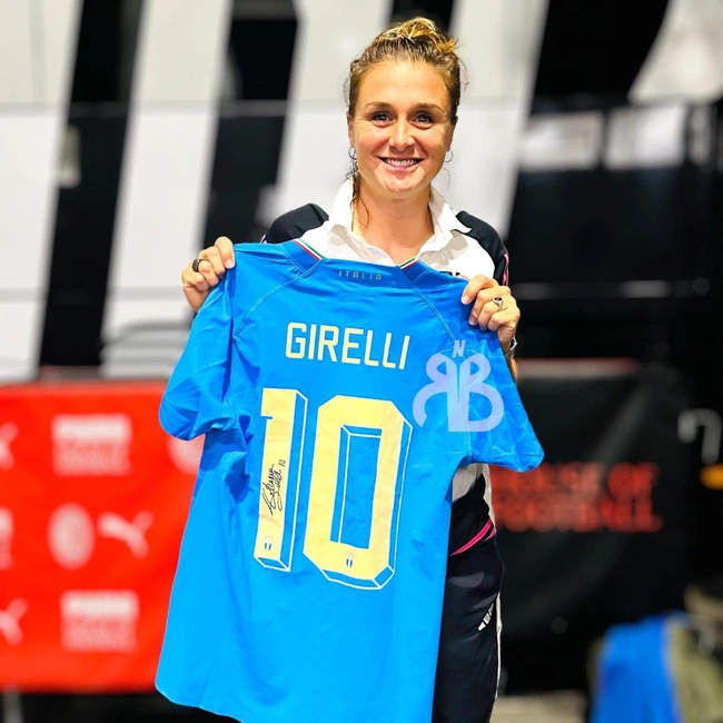 cover image of the auction item