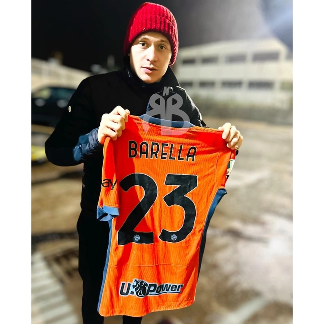 cover image of the auction item