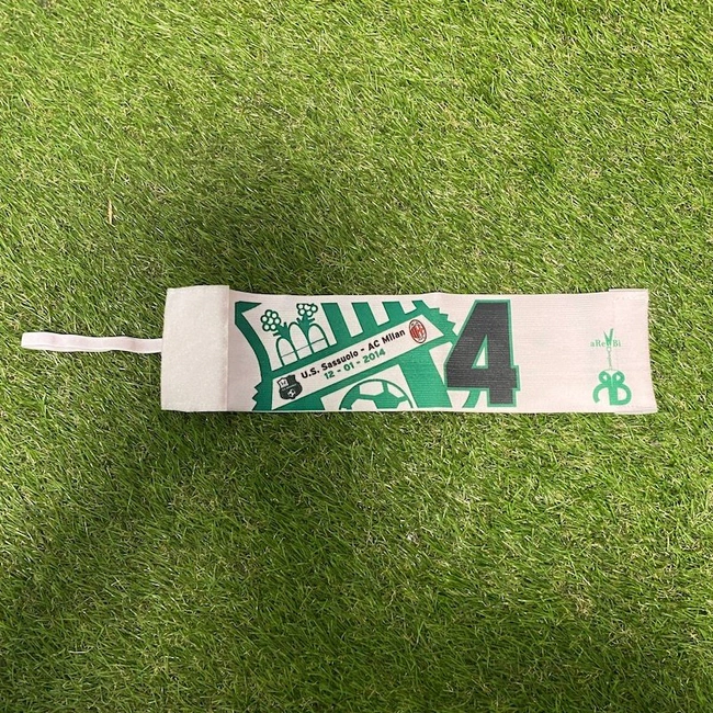 cover image of the auction item