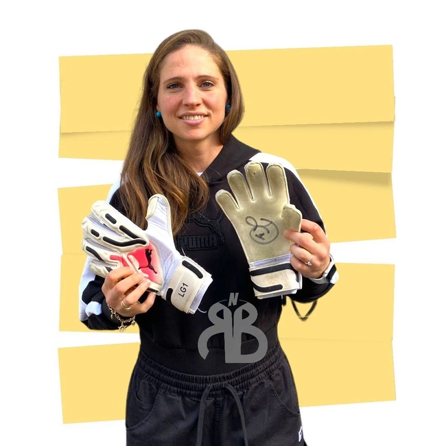 cover image of the auction item