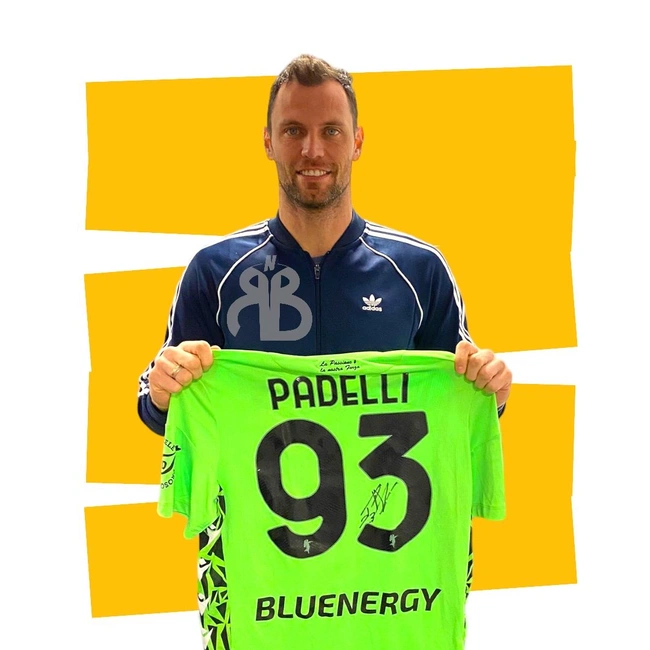 cover image of the auction item